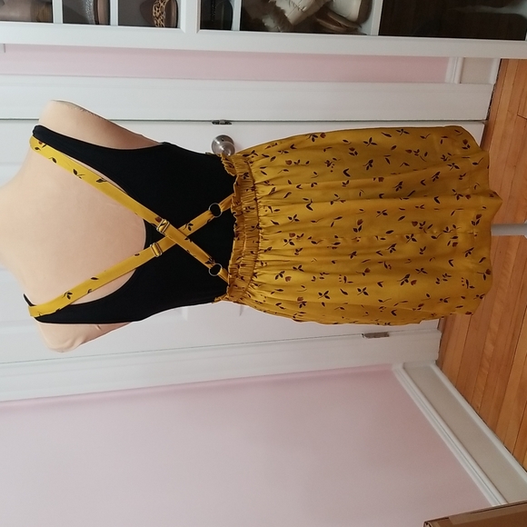 🎉🌟 HOST PICK🎉🌟Urban Outfitters suspenders skirt - Picture 4 of 10